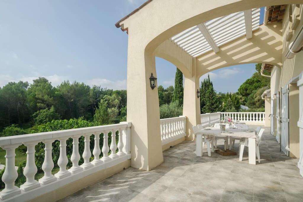 Villa Rhea Roquebrune-sur-Argens Exterior photo